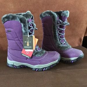 Mountain Warehouse footwear